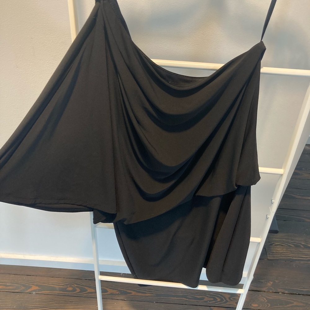 Jessica Simpson One Shoulder short cocktail dress.